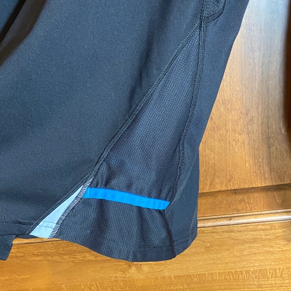 ASICS Black Shirt with Blue Details, Quarter Zip, Women's L - Picture 4 of 11